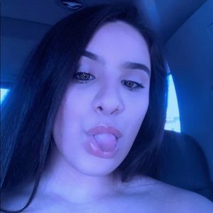 Meet your Posher, Andraleia